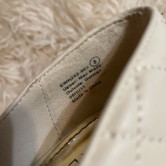 Dereon “Groove” heels. Sz8 offwhite (cream) colour - Picture 4 of 16